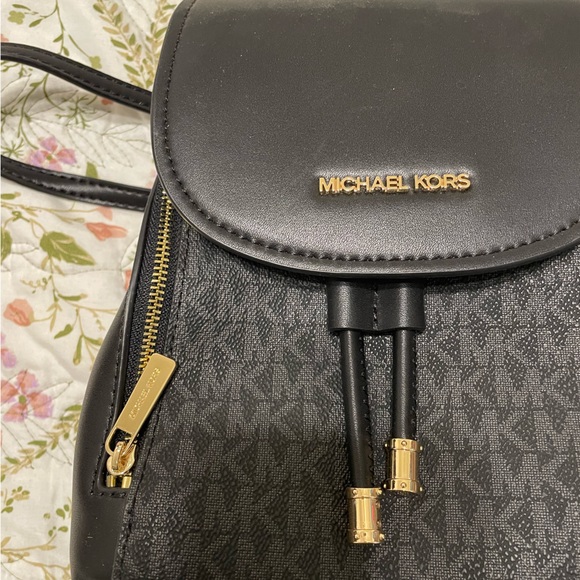 NWT Michael Kors Mini Drawstring Backpack, Phoebe leather, double zipper - Picture 2 of 5